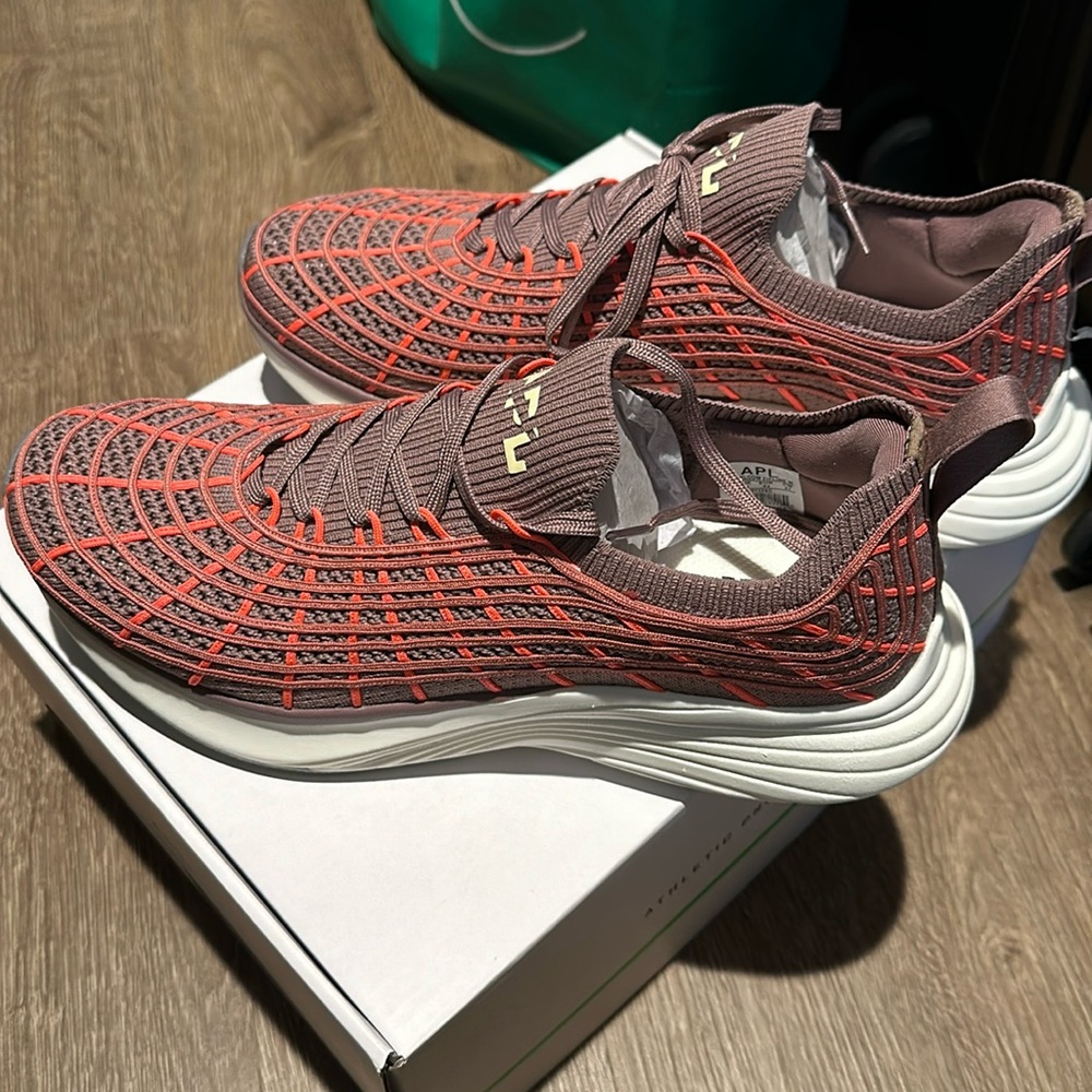 Men's TechLoom Zipline
Summer Dusk / Impulse Red / White